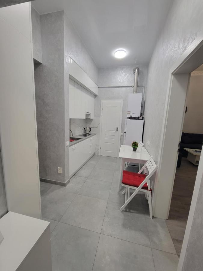 Warm & Cozy Apartment In The Heart Of Historical Lviv Kültér fotó
