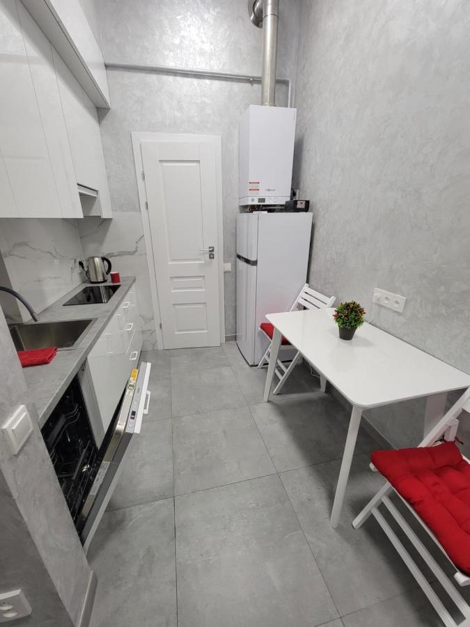 Warm & Cozy Apartment In The Heart Of Historical Lviv Kültér fotó