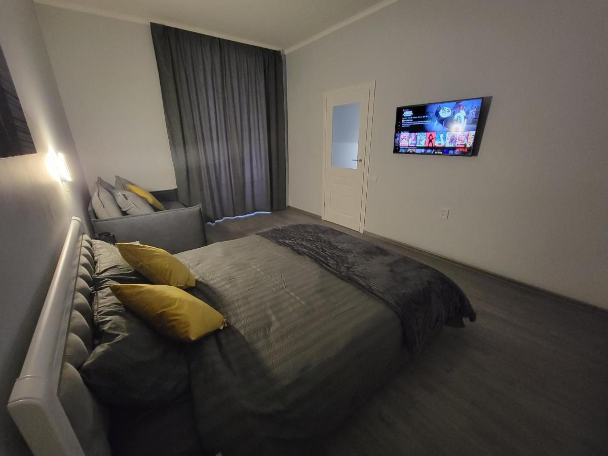 Warm & Cozy Apartment In The Heart Of Historical Lviv Kültér fotó